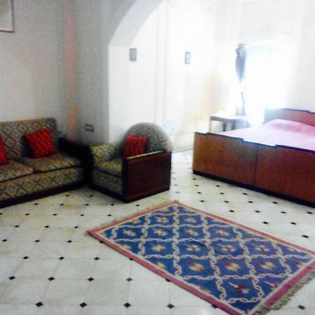 Royal Oasis Hotel Wankaner Exterior photo